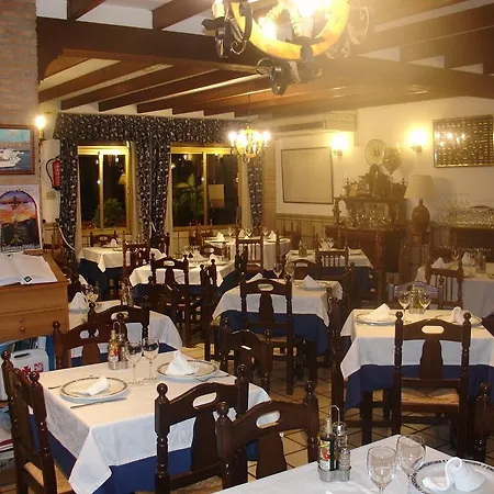 - Restaurante Playa Azul