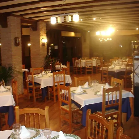 - Restaurante Playa Azul